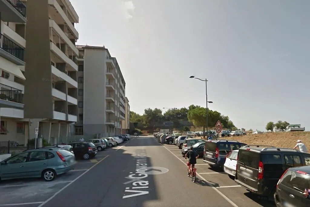 פיומבינו Luminoso Appartamento Sul Mare! דירה